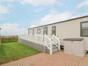 Bay View 41 - Cross Inn