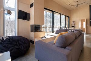 Cottage Zoobox-style 51