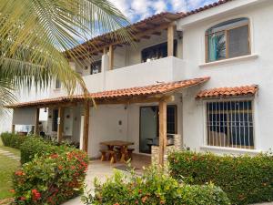 Casa en la playa en Club Santiago Manzanillo