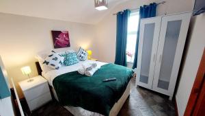 Rose Villa- Great For Long & Short Stays!!!