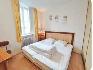 Logement à proximité des télécabines et en face du parc des thermes - Saint-Mamet