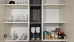 Lux 2 Central Apartment with Garage