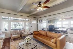 Old Yacht Club Inn - Санта-Барбара