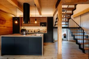 Chalupa Malá Venkovanka se saunou a bazénem