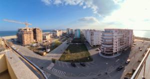 SeaView Cancun Apartments Summerland Mamaia