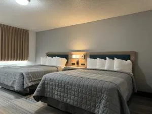 Bearcat Inn and Suites - Hamburg