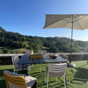 Maisons de vacances Gite Tout la-haut, 20 min du Puy Mary : photos des chambres