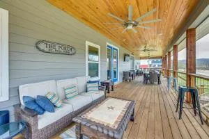 Riverfront Caddo Shack Home with Views and Fire Pit - Delight