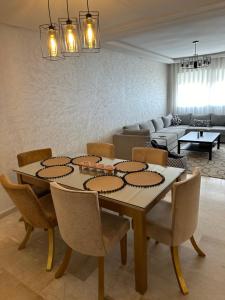 Cosy appartement avec piscine à Mohamedia