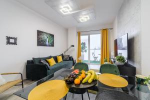 Lumina apartments with parking near Atlas Arena