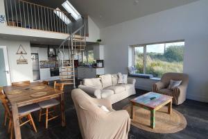 Wild Atlantic Seaside Cottage