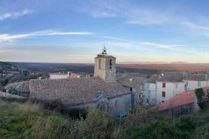 Maisons de vacances Atypical rental in the heart of nature : photos des chambres