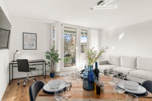 BLU APARTMENT -modern interior design in city centre- close to HBF & Uni