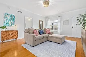 Walk to Arena and Downtown Auburn - Tuskegee