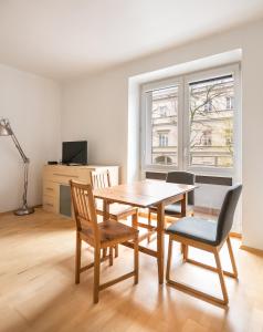 Metro Ratusz Arsenał Comfort Studio