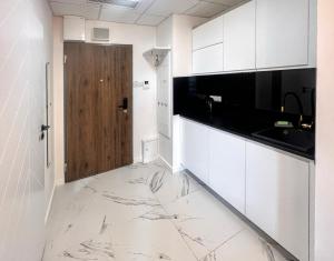 Warsaw Concierge Tower