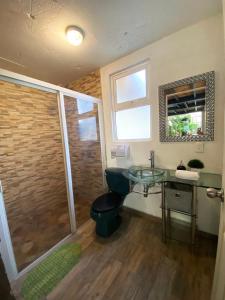 Casa Encino con alberca climatizada en Tepoztlán