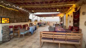 Atlantis Pyramids Inn New