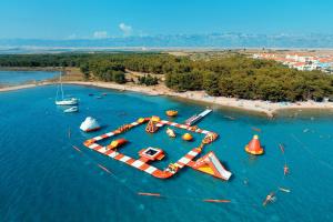 Apartments with parking space Povljana, Pag - 22355