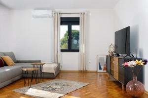 Holiday house with a parking space Drnis, Zagora - 22772