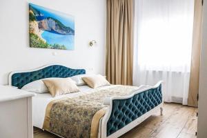 Holiday house with a swimming pool Lecevica, Zagora - 22829