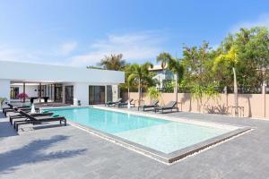 Brand-new 8BR Private Pool Villa Mystic Garden