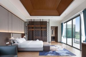 私人保姆 中天海滩 皇家奢华泳池五卧别墅