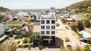 Khách Sạn Nhơn Lý LYS HOTEL