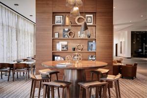 AC Hotel by Marriott Phoenix TempeDowntown