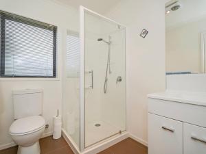 Sun Seekers Lookout - Whitianga Holiday Home