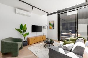Fitzroy North Apartments by Urban Rest