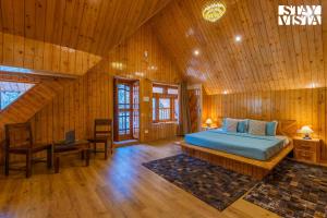 StayVista at Wisteria Whispers with Bonfire & River View