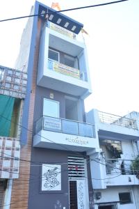Maa Narmada Yatri Grah