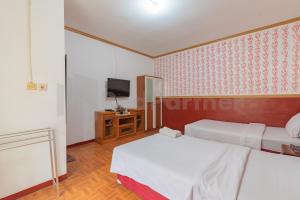 Seruni Guest House Near Alun Alun Lembang Mitra RedDoorz