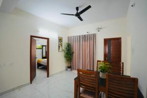 Yellow Bells Serviced Apartments Hitech City