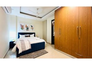 BluO Modern 3BHK Saket - Lift, Parking, Balcony