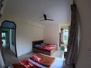 Vinay guest House - Pīpalkoti