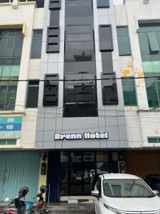 Brenn Hotel Semarang Mitra Reddoorz