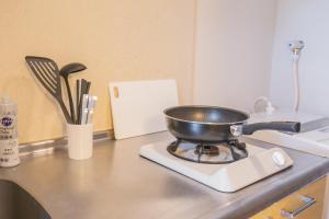 walk to JR Shibuya sta.-YoYY