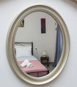 Kalliston City House with a Yard