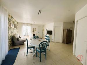 Maisons de vacances Les Capriers : photos des chambres