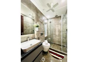 BluO Modern 3BHK Saket - Lift, Parking, Balcony