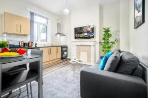 2 Bedroom Apartment - West Brom - Netflix - Wifi - Parking - Excellent Value - WBA - 西布罗姆维奇