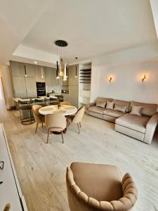 Chic Marina Gem Puerto Banus