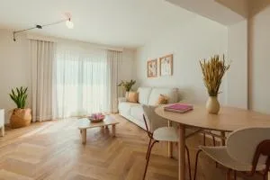 Paya Suites - 埃斯普霍斯