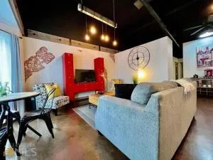 Haven at Hazel ~ Downtown Studio - Toccoa