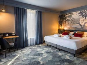 Hotels Hotel Mercure Rochefort La Corderie Royale : photos des chambres
