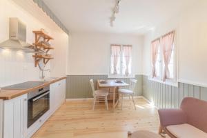 Keramidogatos Manos Guest House, Corfu Old Town