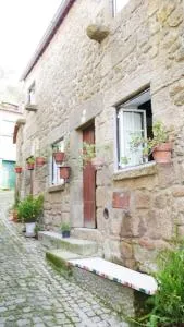 Artsy Short Term Rentals Monsanto - Relva