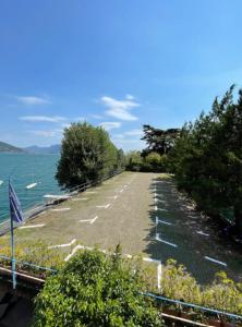 Appartamento con Vista e Balcone
